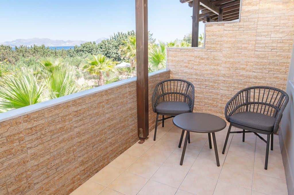 MAISONETTE