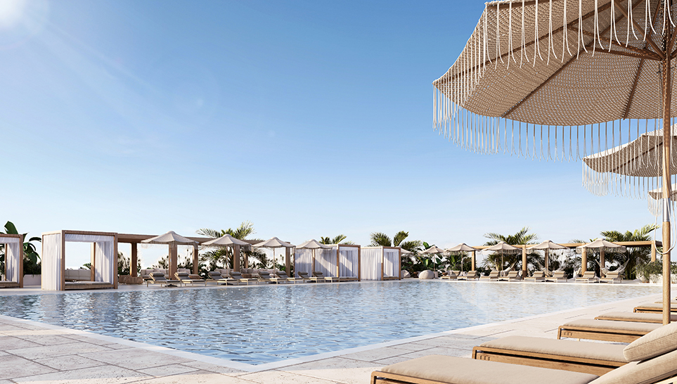 Pool & Beach