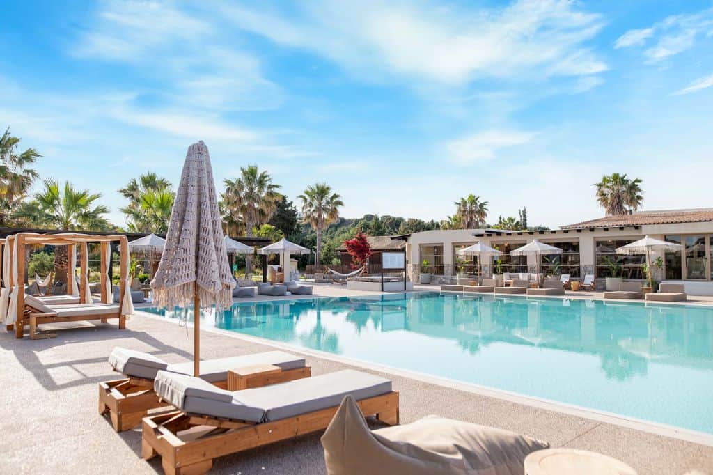 POOLBAR